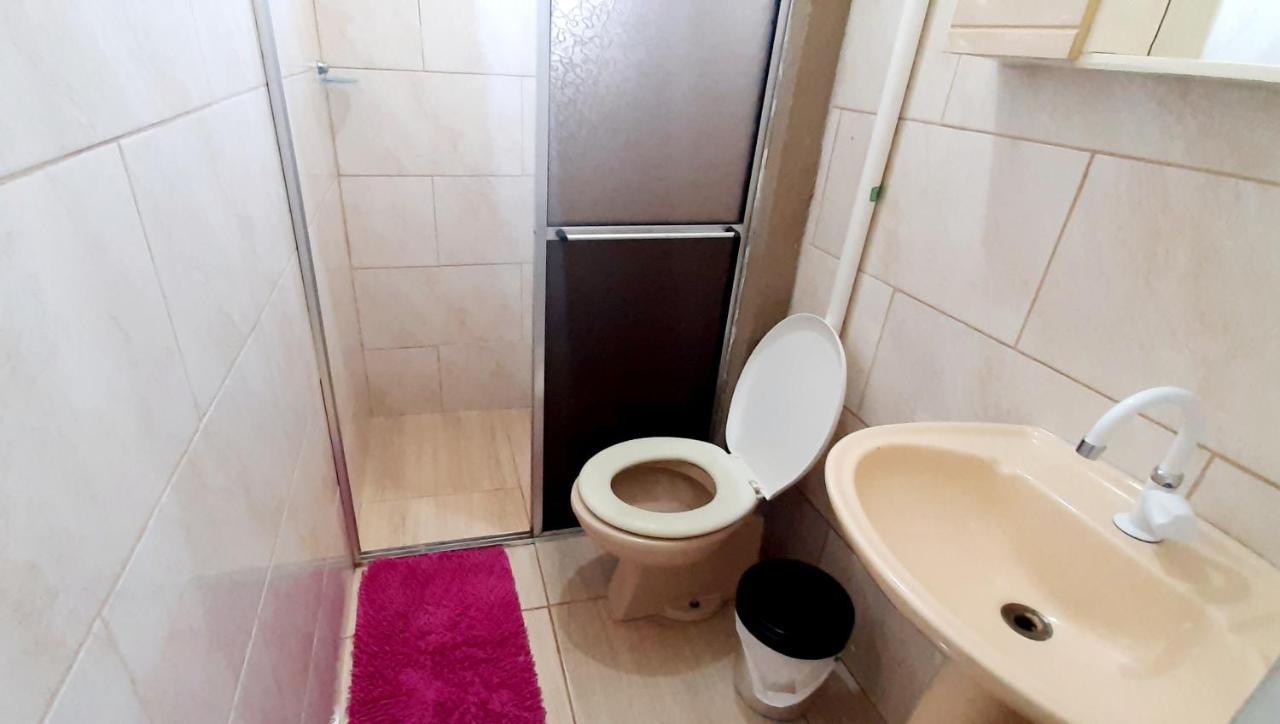 Kitnet S2 Em Torres-Rs - Na Mais Bela Praia Gaucha - Cozinha - Banheiro - Ar Condicionado - Tv Smart 32' - Wi-Fi - Estacionamento - Anfitria Superhost No Bnb Kültér fotó